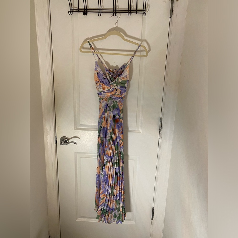 Astr Blythe Floral Plisse Midi Dress